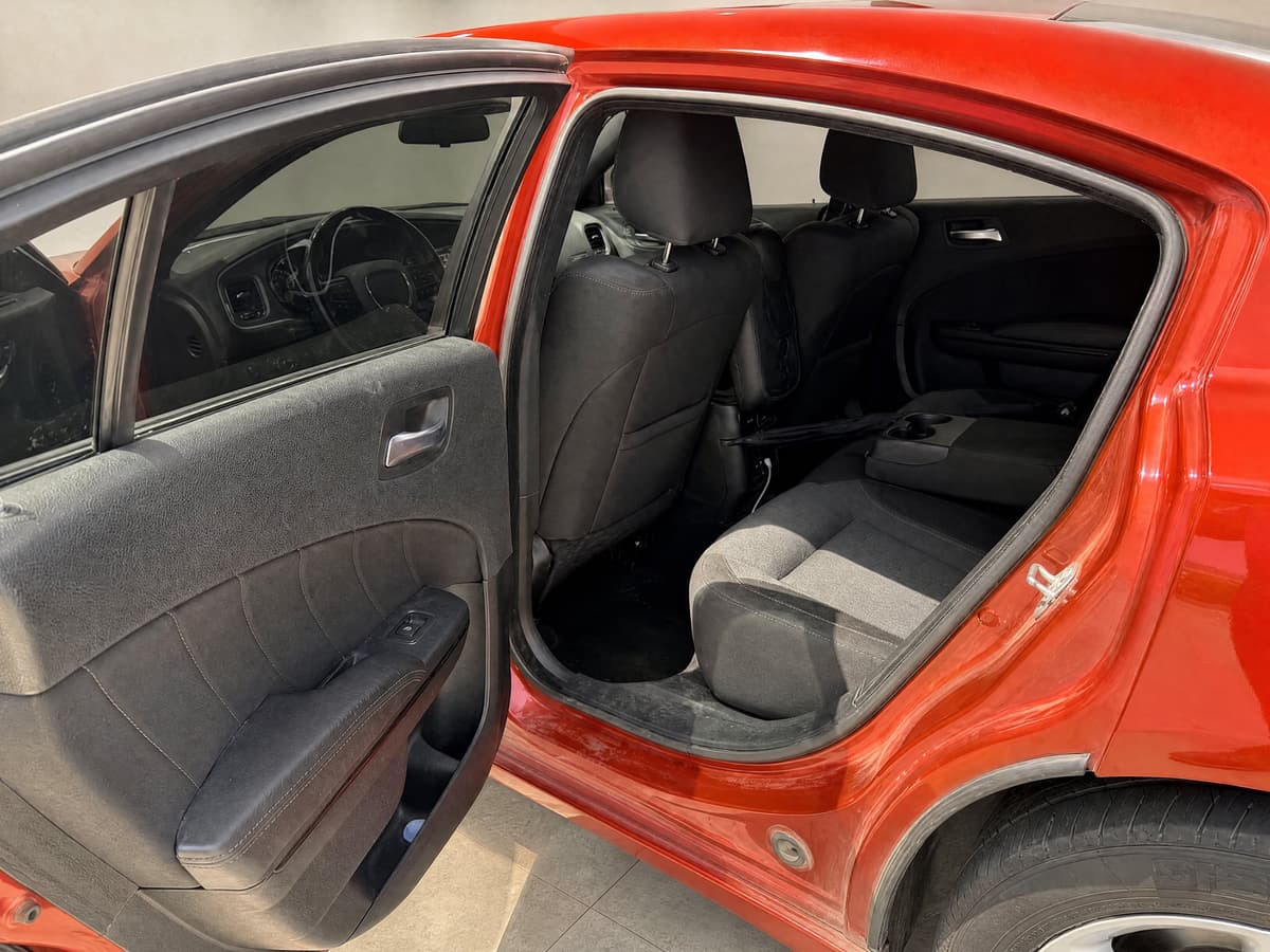 2021 Dodge Charger SXT, photo 2