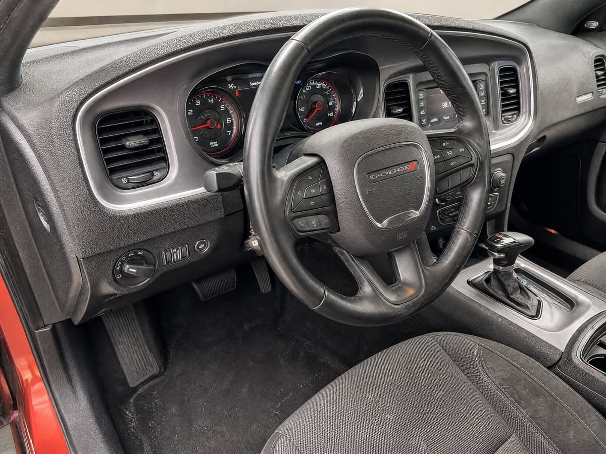 2021 Dodge Charger SXT, photo 5
