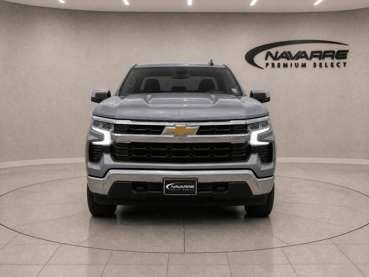 2024 Chevrolet Silverado 1500 LT — photo 2