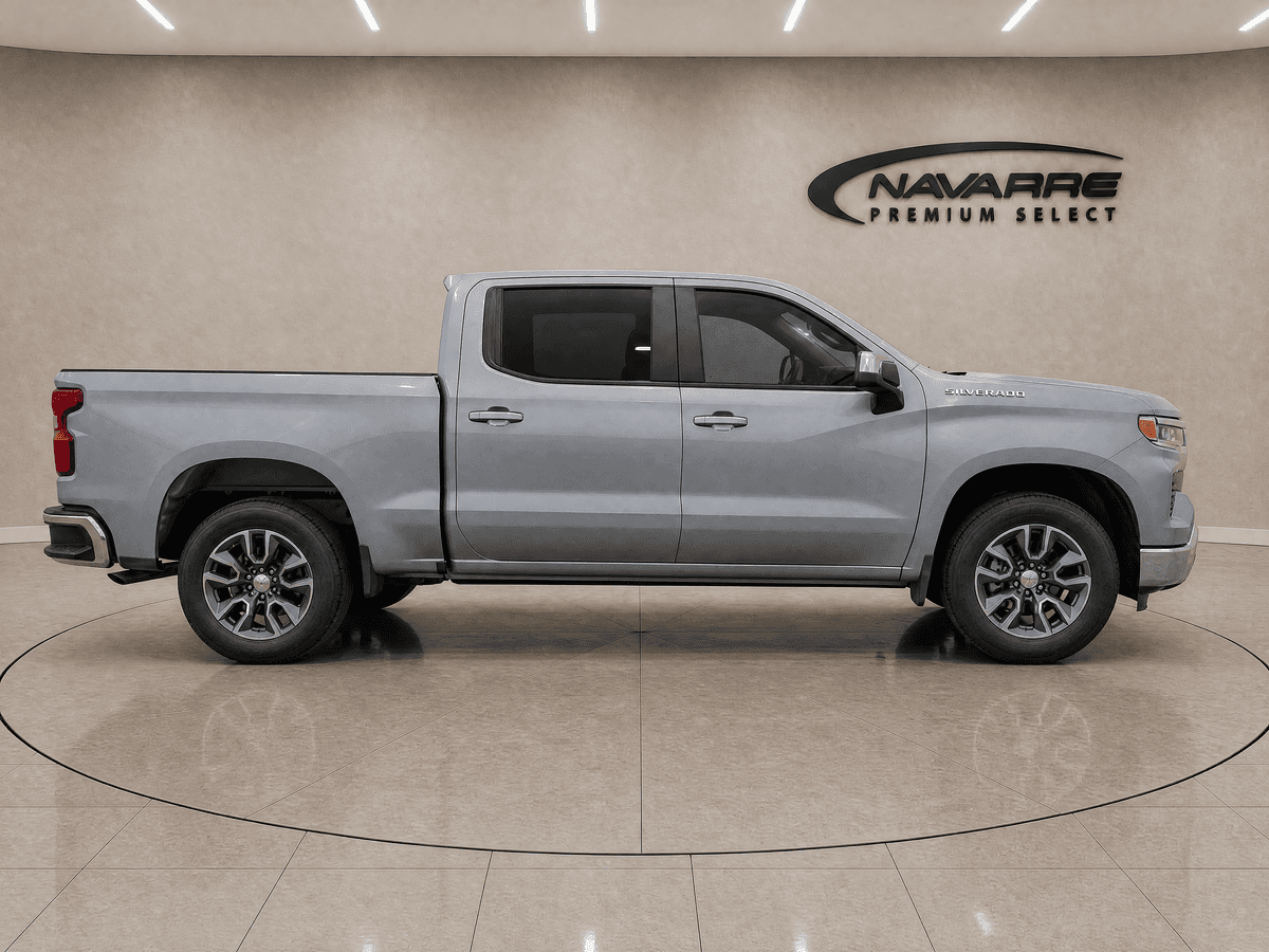 2024 Chevrolet Silverado 1500 LT — photo 8
