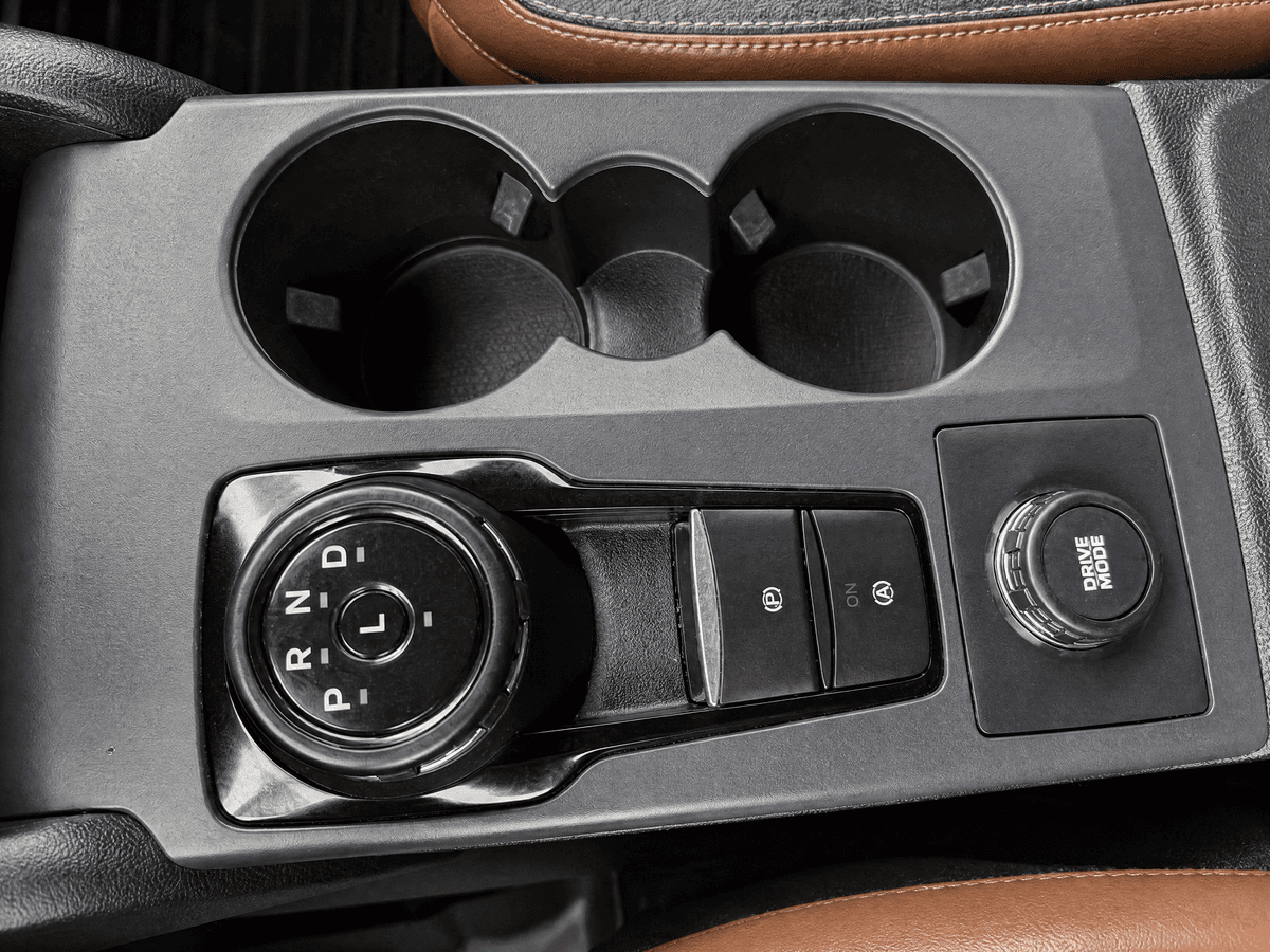 2022 Ford Bronco Sport Outer Banks, photo 2