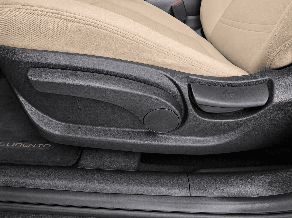 2017 Kia Sorento LX — photo 17
