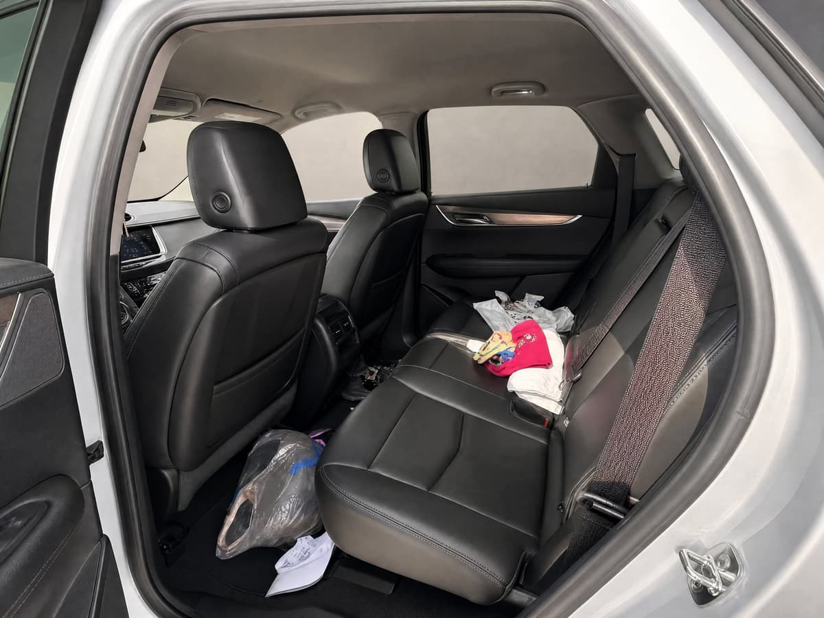 2023 Cadillac XT5 FWD Luxury — photo 11