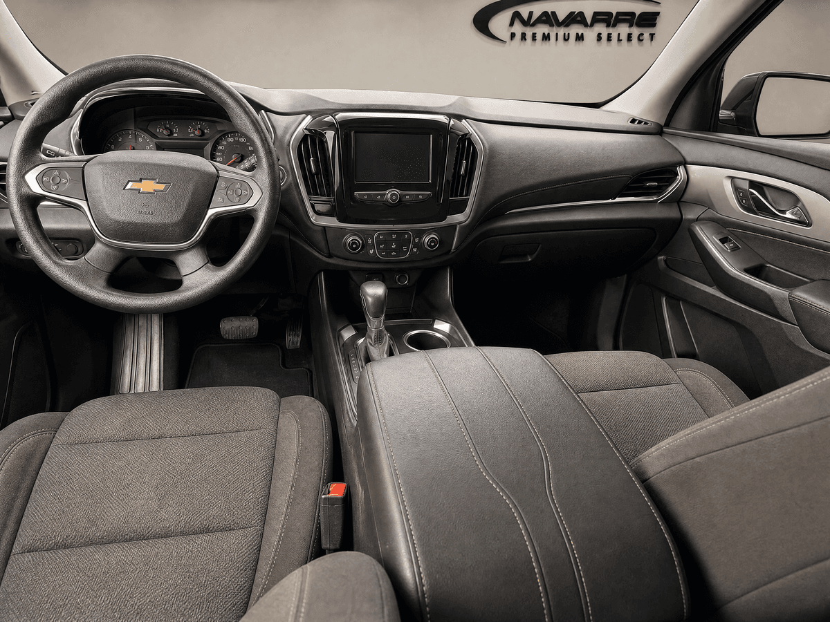 2021 Chevrolet Traverse LS, photo 1