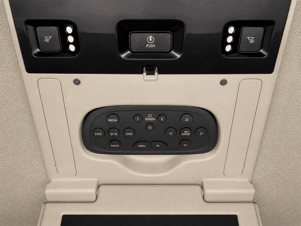 2018 Chevrolet Suburban Premier, photo 5