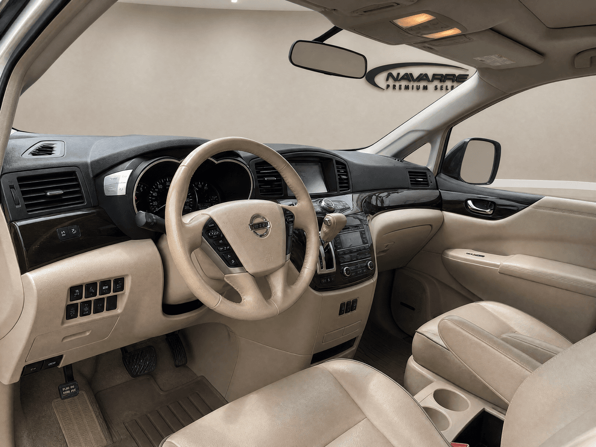 2016 Nissan Quest Platinum, photo 4