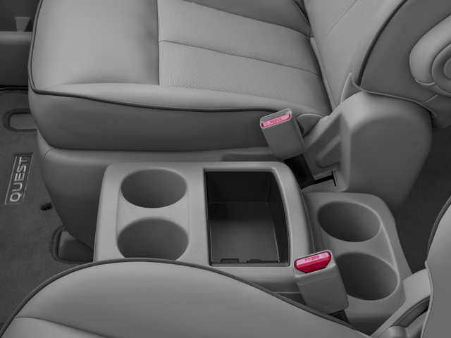 2016 Nissan Quest Platinum