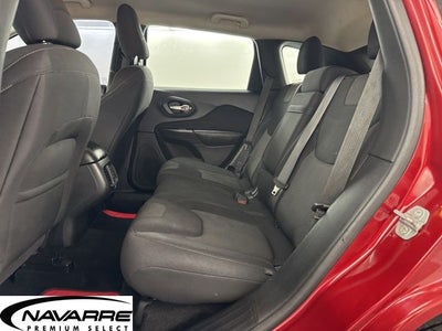 2015 Jeep Cherokee Sport