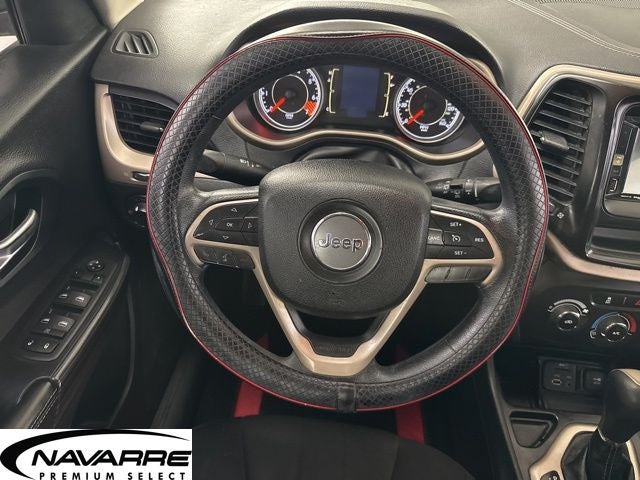 2015 Jeep Cherokee Sport