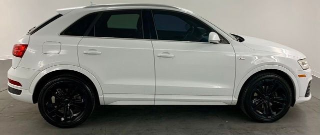 2016 Audi Q3 2.0T Prestige quattro