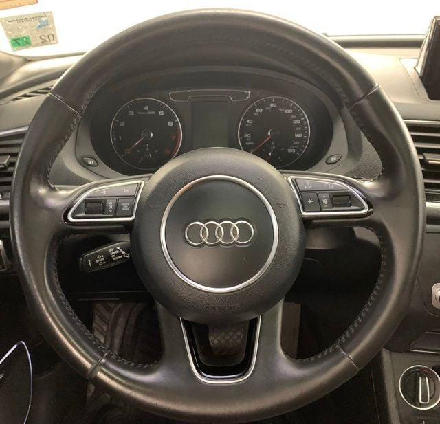 2016 Audi Q3 2.0T Prestige quattro